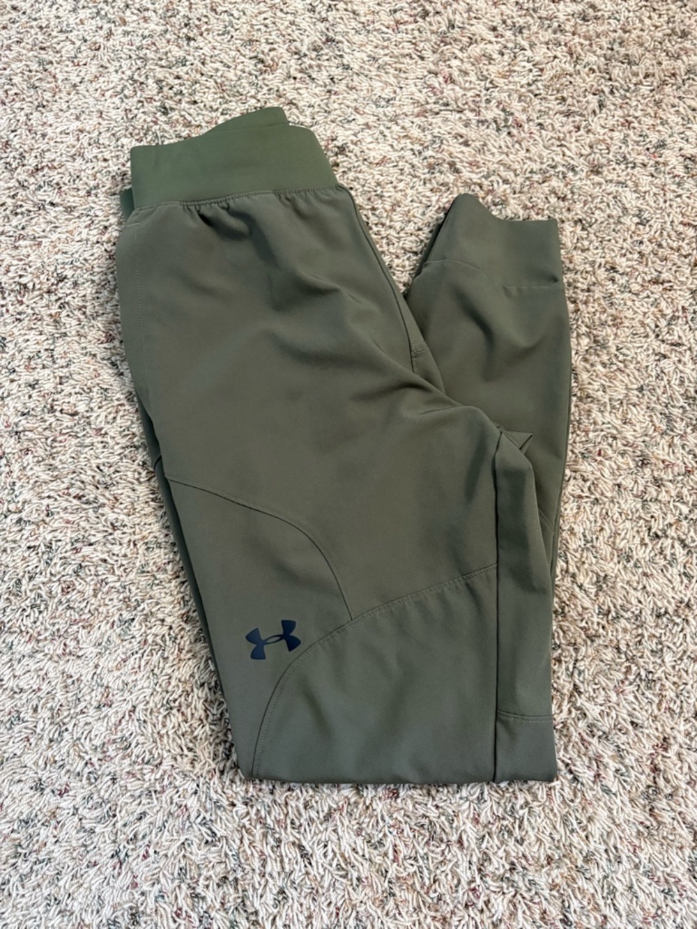 Under Armour Men’s Unstoppable Green Jogger Pants Size Medium